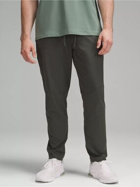 Lululemon Men's Zeroed In Slim Fit Pants - Medium - olive green Swift stretch